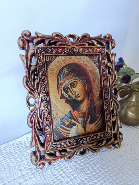 Icoană „Maica Domnului Îndurerată” – tehnică mixtă, ramă sculptata, decor masă/perete [4]