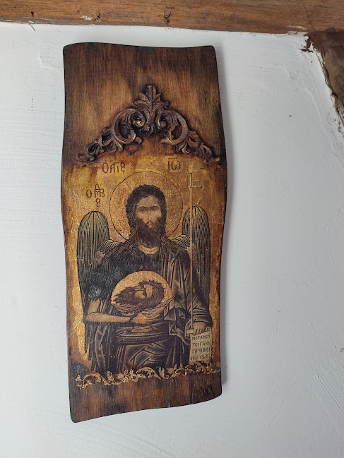 Icoană lucrată manual pe lemn de stejar – aspect vechi [3]