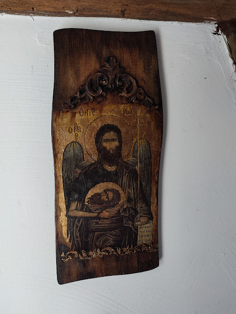 Icoană lucrată manual pe lemn de stejar – aspect vechi [8]