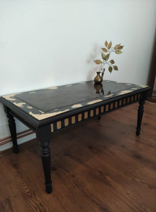 Masuta cafea-lemn masiv,negru, decorat cu foita de aur [5]
