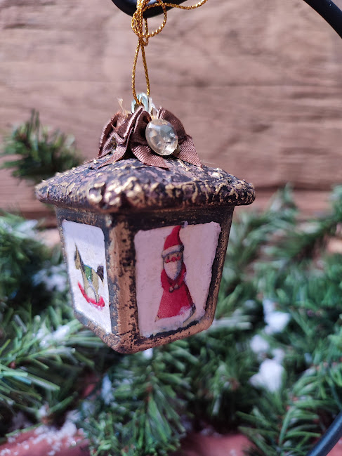 Ornament Crăciun handmade – felinar vintage cu picturi festive și detalii elegante [1]