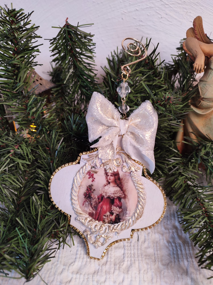 Ornament handmade Crăciun – Aripi de înger și doamnă vintage – decor spiritual față-verso [1]