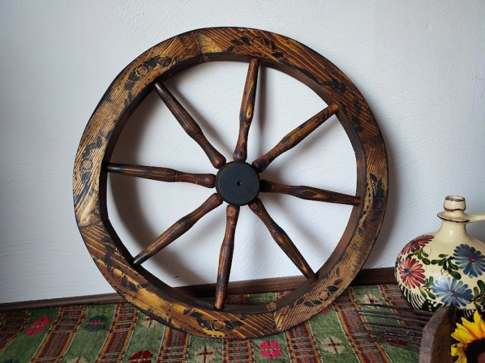 Roata decorativa din lemn [2]