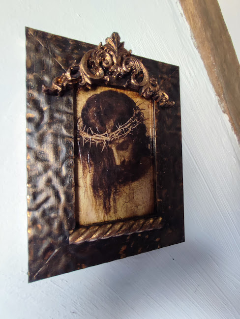 Icoană de perete unicat cu ramă metalică și decorații din lemn [4]