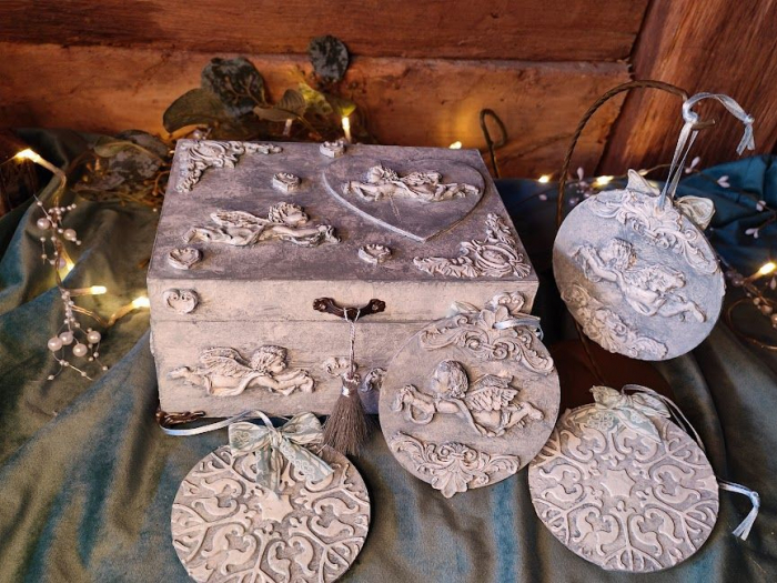 Set caseta si 4 decoratiuni-Vintage Angels [7]