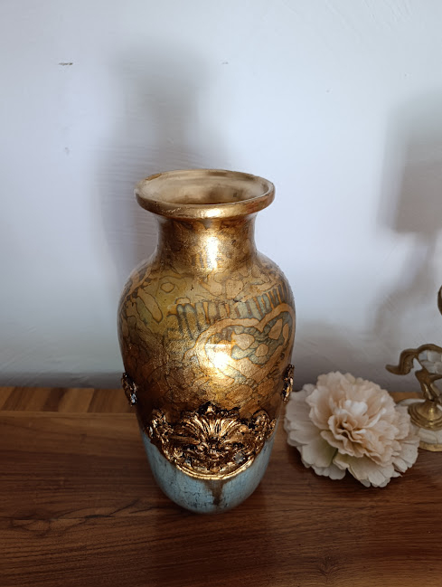 Vază ceramică handmade decorată manual cu patină aurie vintage [5]