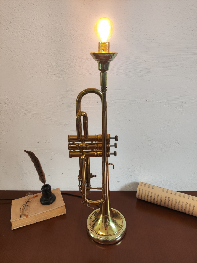 Corp de iluminat trompetă vintage [2]
