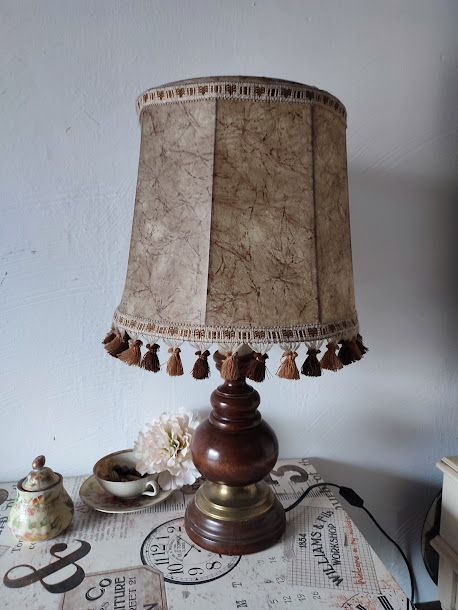 Veioza masiva , vintage , picior din lemn-vintage [4]