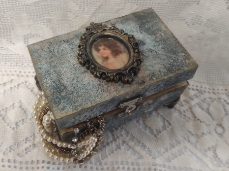 Cutii,casete,cufere handmade - Casetă bijuterii
