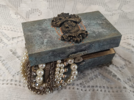 Cutii,casete,cufere handmade - Casetă bijuterii