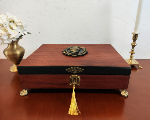 Cutii,casete,cufere handmade - Cutie bijuterii vintage din lemn reconditionata