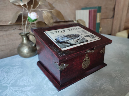 Cutii,casete,cufere handmade - Caseta Colosseum