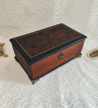 Cutii,casete,cufere handmade - Casetă lemn -Royal