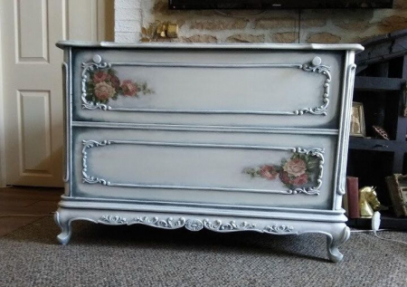 Mobila Reconditionata-Mobila Shabby Chic - Comoda din lemn masiv
