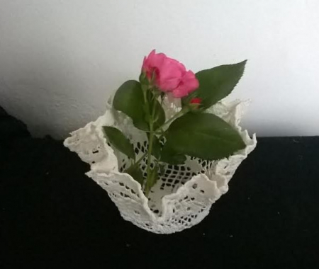 Decoratiuni casa - Cos mini din dantela
