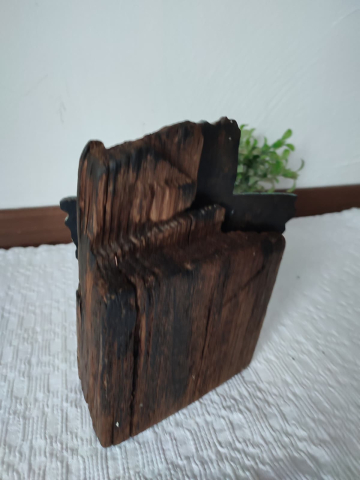 Cruce decorativă cu Iisus – gips și lemn [5]