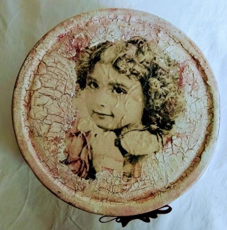 Cutii,casete,cufere handmade - Cutie decorativa rotunda