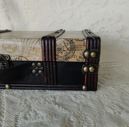 Cutie geamantan lemn [6]