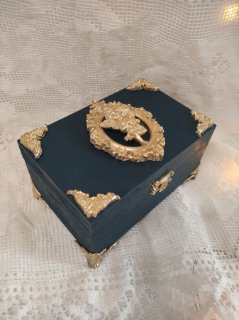 Cutii,casete,cufere handmade - Cutie -Ingeras