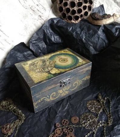Cutii,casete,cufere handmade - Cutie "Le Monde"