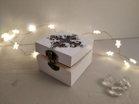 Cutii,casete,cufere handmade - Cutie pt.bijuterii-Malta