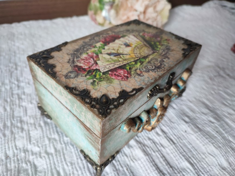 Cutie decorativă din lemn – handmade, shabby chic [4]