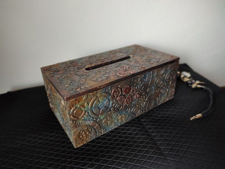 Decoratiuni steampunk/industrial - Cutie steampunk pentru servetele