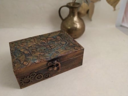 Cutie Steampunk-rotite si ceasuri [1]