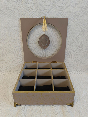 Cutie vintage pentru ceasuri și bijuterii [7]