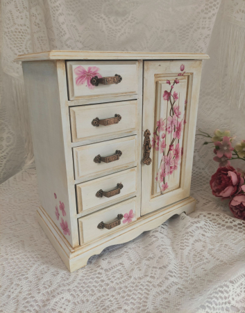 Dulăpior Bijuterii [8]