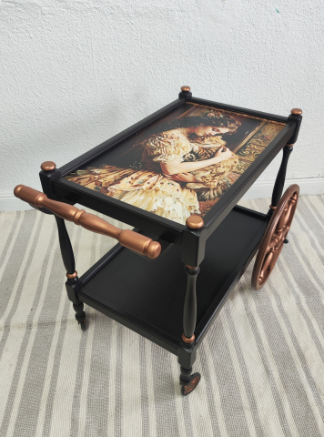 Gheridon/masuta-Eleganța Timpului [7]