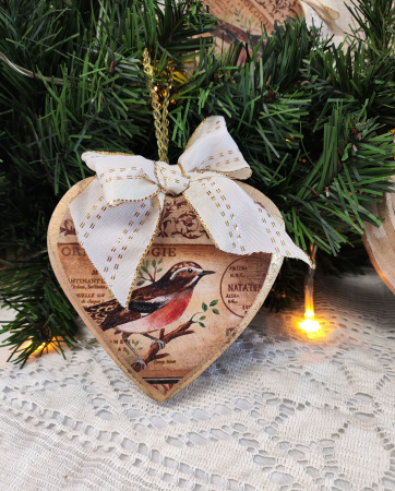 Craciun-globuri si decoratiuni hand made - Glob inima lemn -Birds