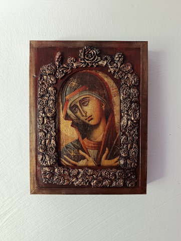 Icoană antichizată cu Fecioara Maria – ramă decorată în relief [3]