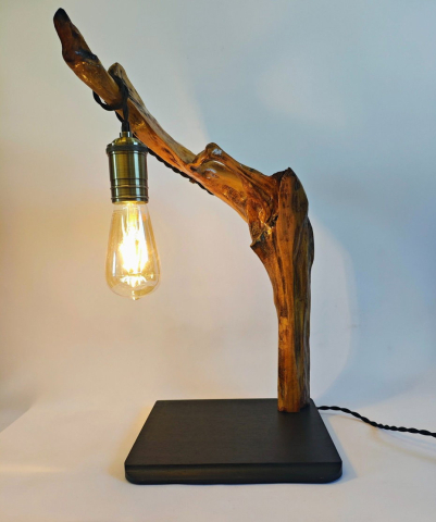Lampă handmade din lemn vechi piesă unicat [1]