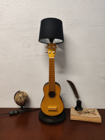 Lampă/veioză -Ukulele [5]