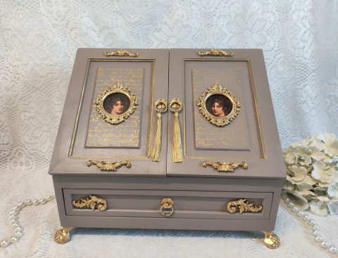 Cutii și Casete Bijuterii Handmade – Eleganță Unicat pentru Comori Personale - Organizator vintage din lemn-Baroque