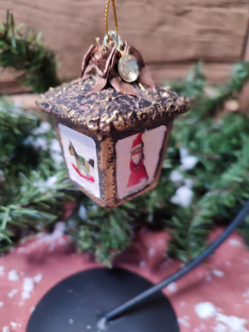 Ornament Crăciun handmade – felinar vintage cu picturi festive și detalii elegante [3]