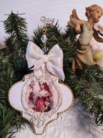 Ornament handmade Crăciun – Aripi de înger și doamnă vintage – decor spiritual față-verso [1]