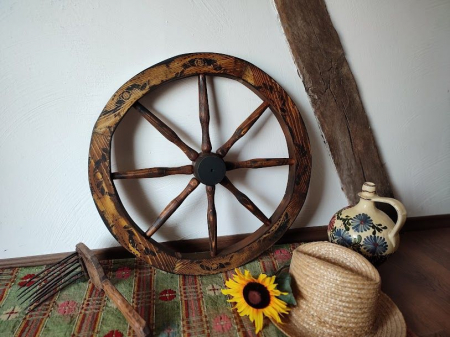 Roata decorativa din lemn [7]