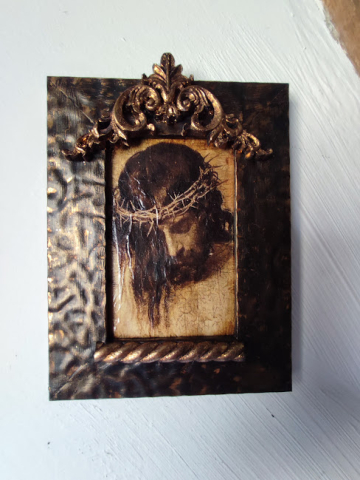 Icoană de perete unicat cu ramă metalică și decorații din lemn [1]