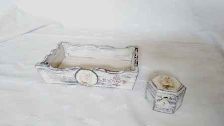 Set tava si cutiuta Shabby Roses [1]
