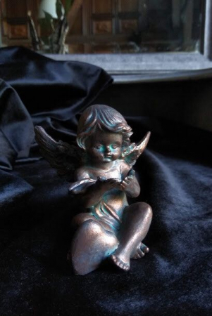 Decoratiuni casa - Statueta ingeras