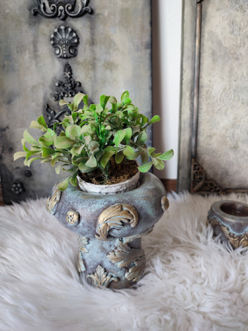 Vază Ceramică și Suport pentru Lumânare – Set Decorat în Stil Antic [1]