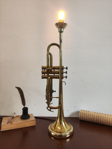 Corp de iluminat trompetă vintage [0]