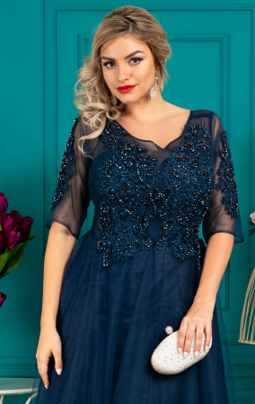 Rochie Banks [1]