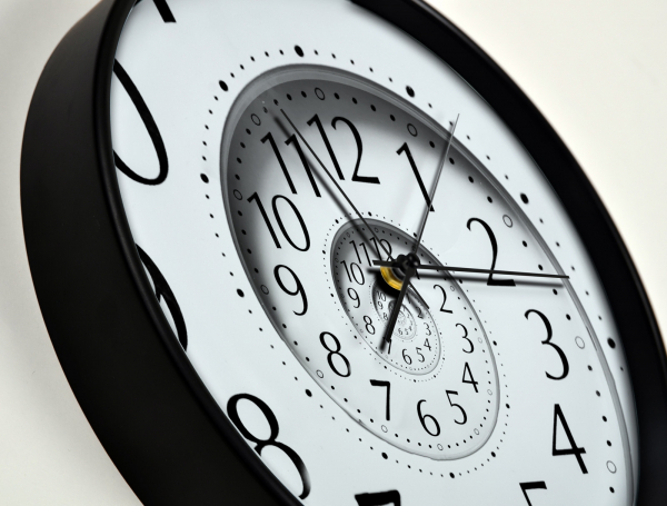 Ceas de perete, pentru living, birou sau showroom, Spirala timpului [3]