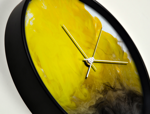Ceas de perete, pentru living, birou sau showroom, Yellow and black smoke [3]