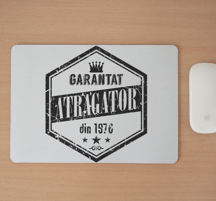 Mousepad cu mesaj aniversar, Garantat Atragator [2]