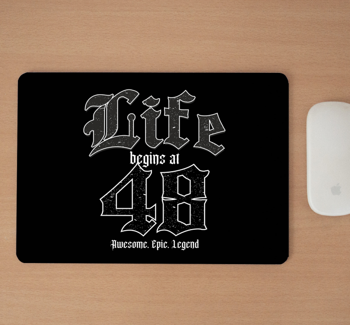 Mousepad cu mesaj aniversar, Life Begins At [2]