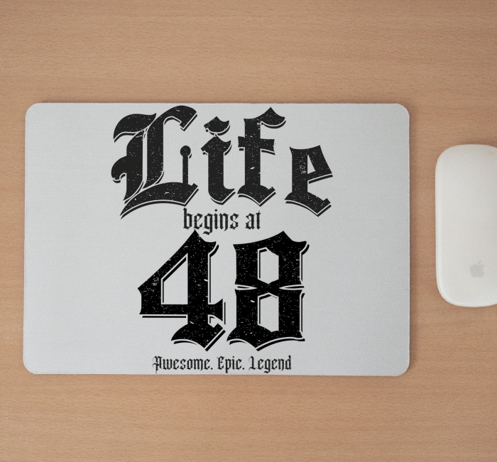 Mousepad cu mesaj aniversar, Life Begins At [2]